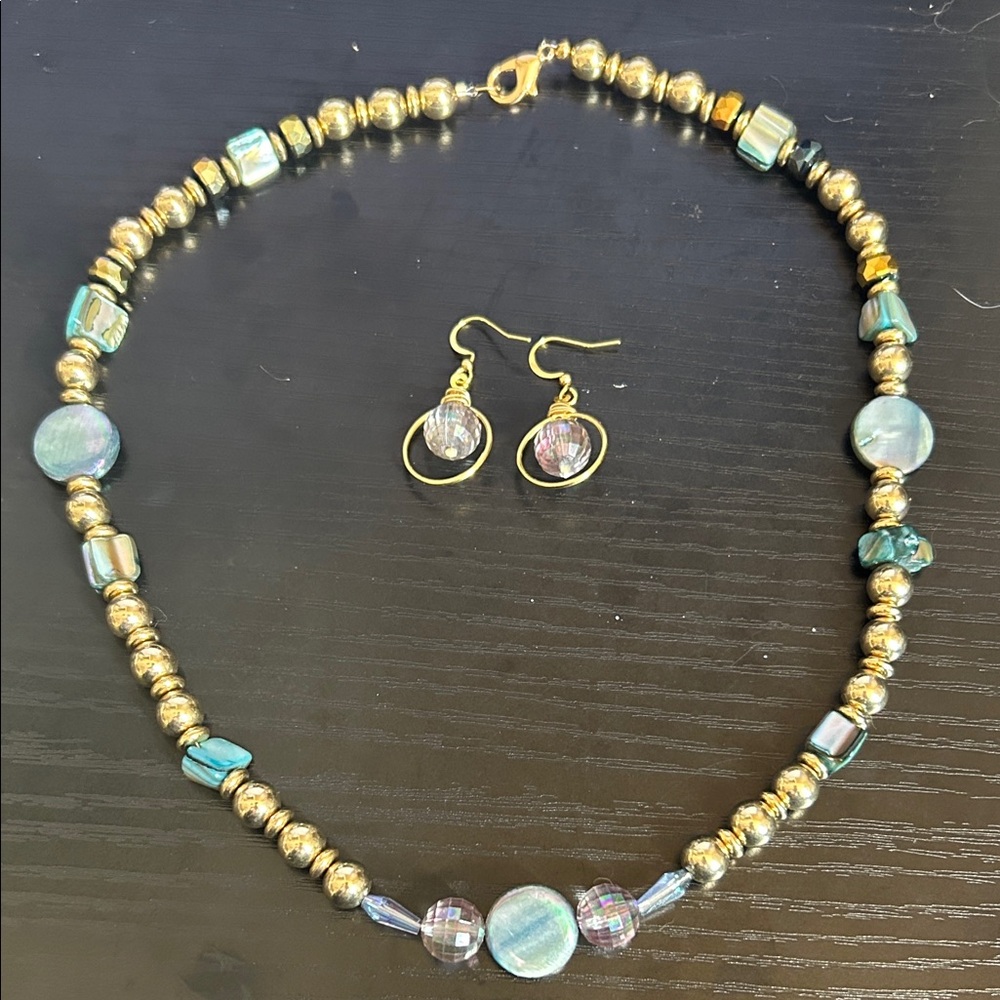 Elegant Gold and Blue Beaded Jewelry Set *HANDMADE*